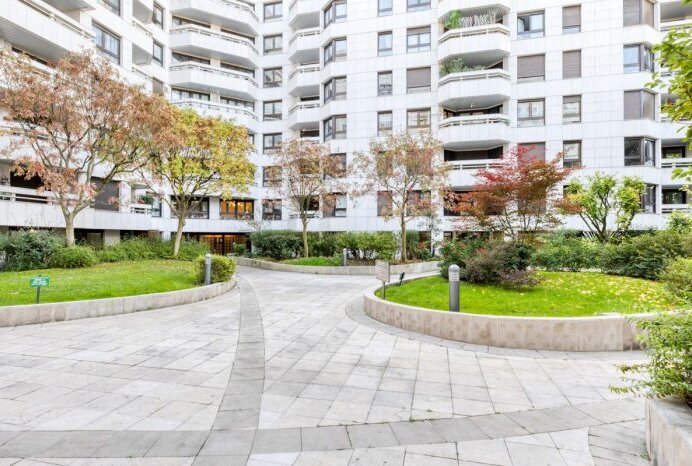 Vue de la résidence Le Sisley — 19 avenue André Malraux, Levallois-Perret