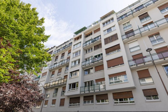 Façade de l'immeuble — Paris 18e, rue Vauvenargues